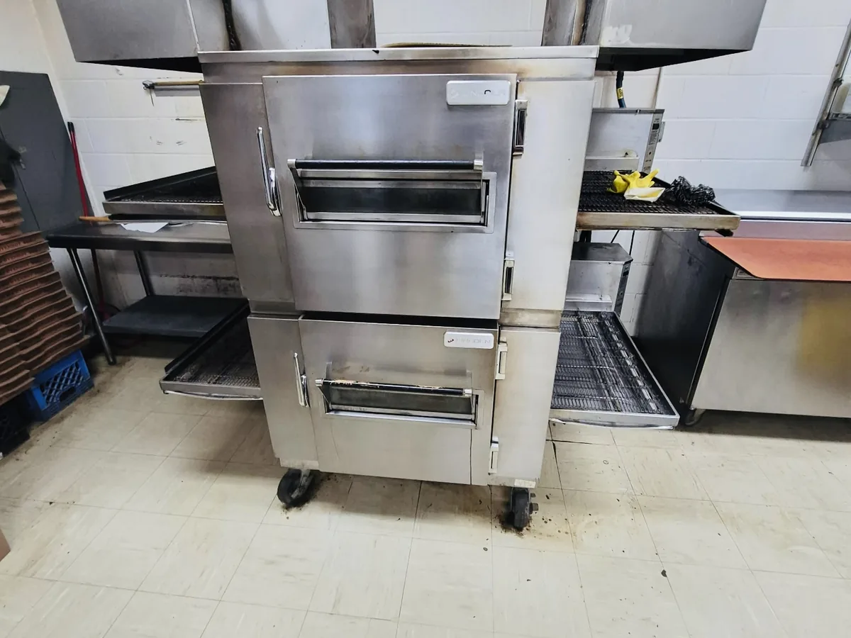 The same conveyor pizza oven cleaned and degreased by ARC
